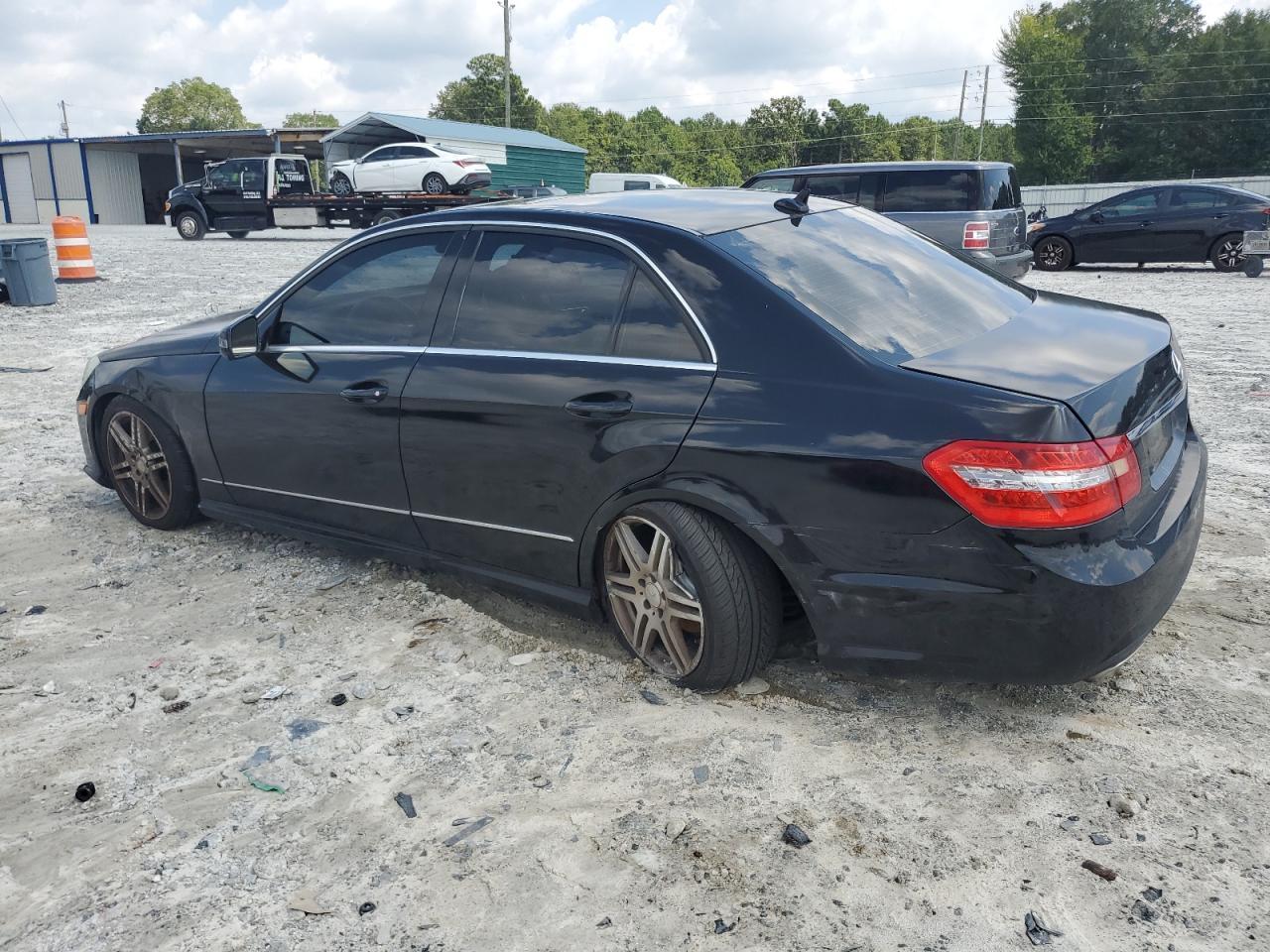 2011 Mercedes-Benz E 350 - Фото 2