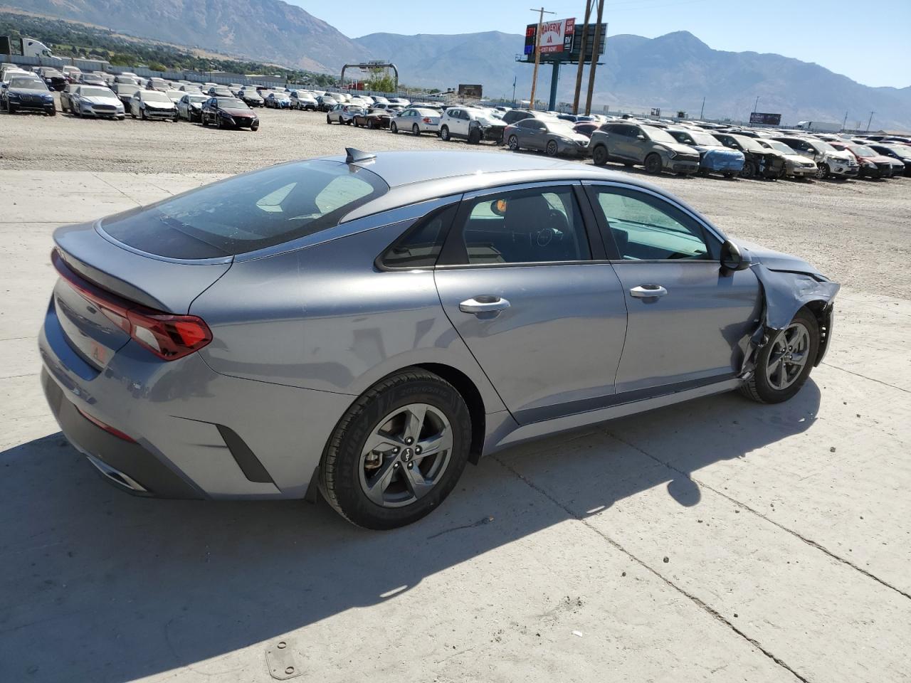 2022 Kia K5 Lx - Фото 3