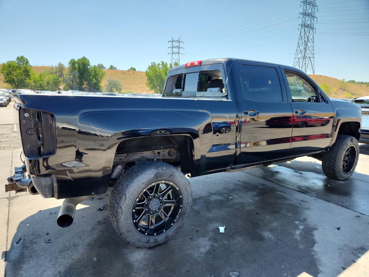 2016 Chevrolet Silverado K2500 Heavy Duty Ltz - Image 3