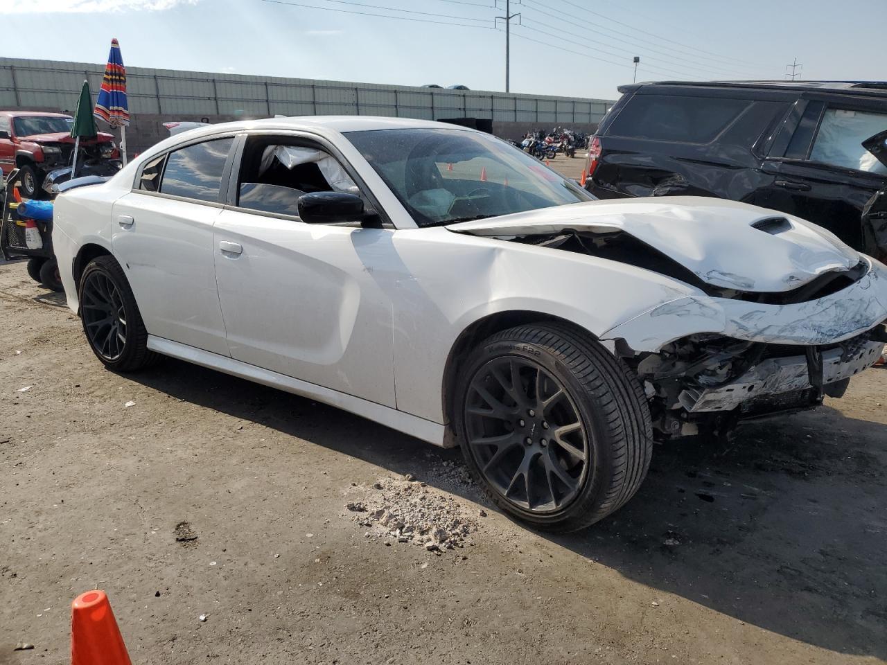 2019 Dodge Charger Gt - Image 4