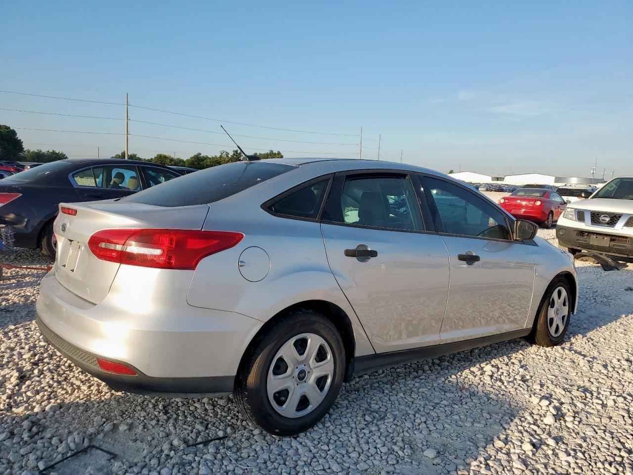 2018 Ford Focus S - Image 3