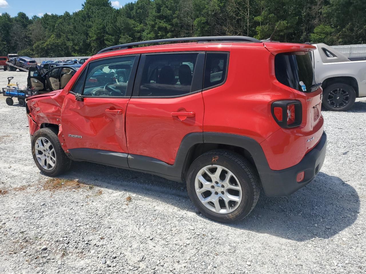 2015 Jeep Renegade Latitude - Image 2