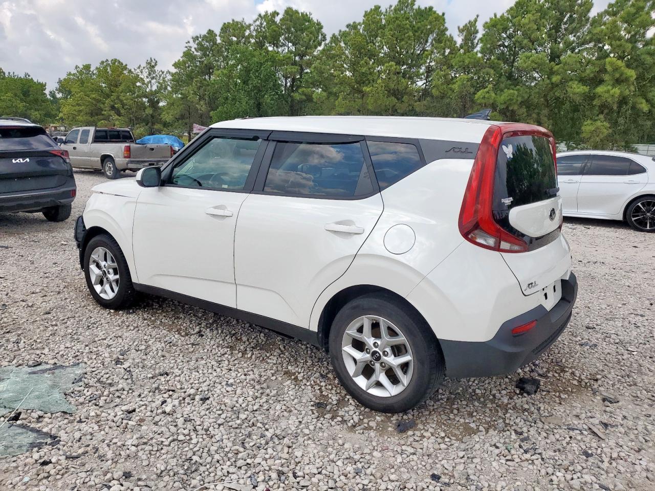 2020 Kia Soul Lx - Image 2