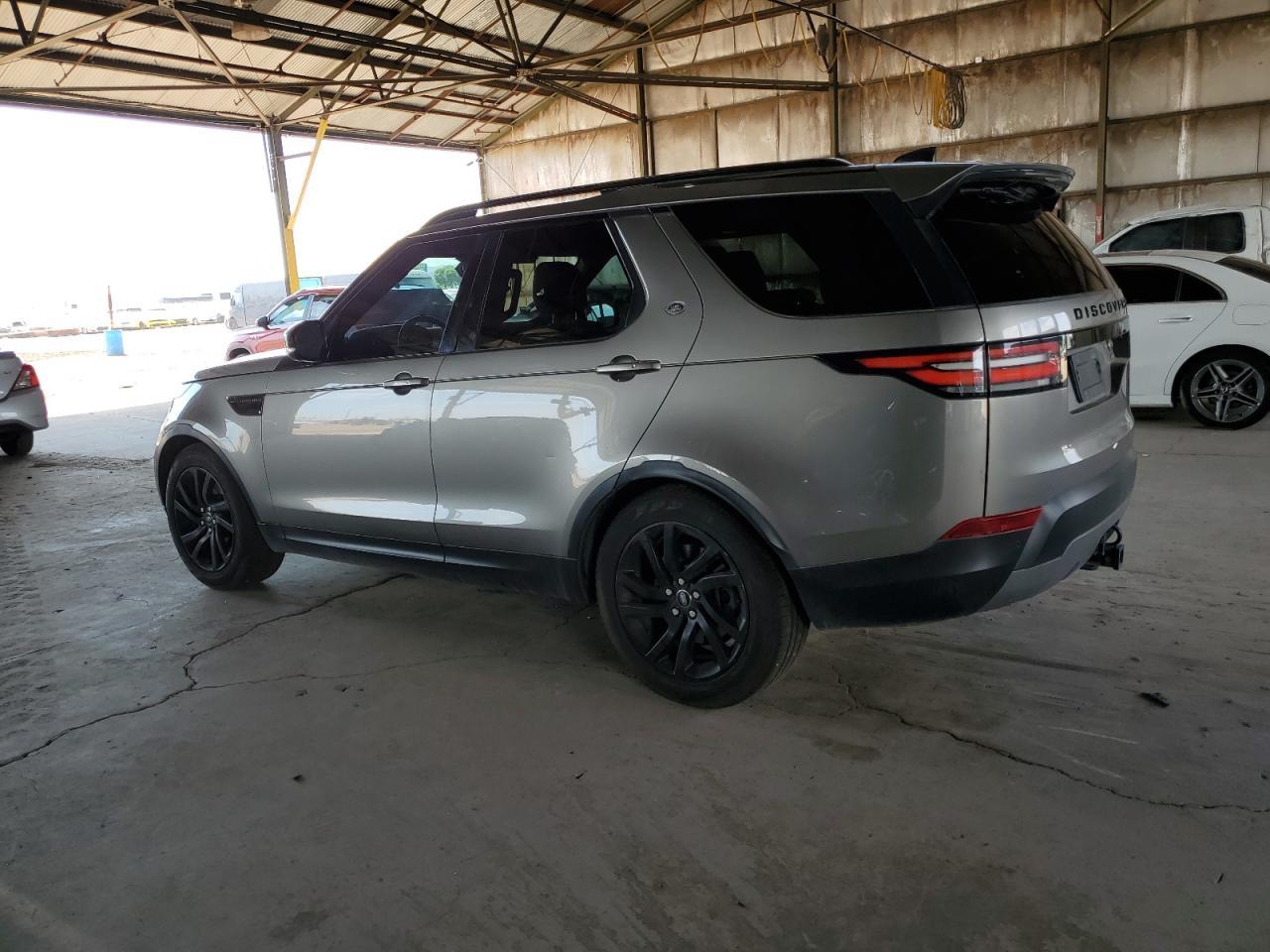 2017 Land Rover Discovery Hse - Фото 2