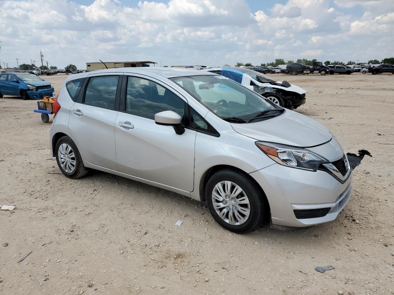 2017 Nissan Versa Note S - Image 4