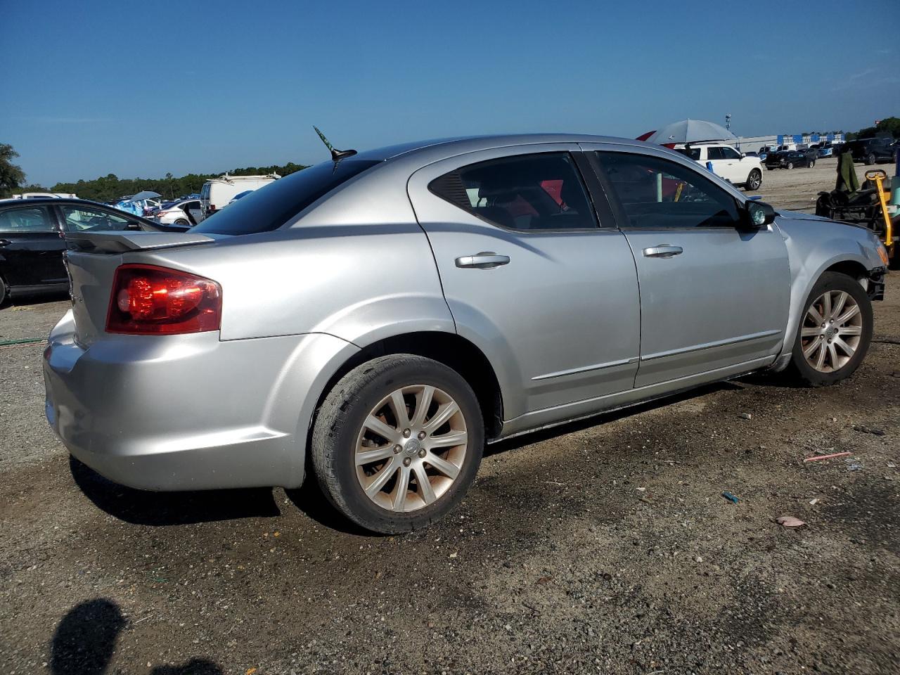 2012 Dodge Avenger Se - Image 3