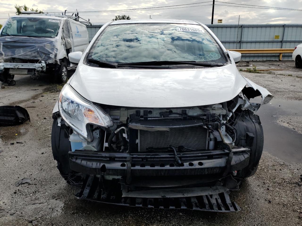 2016 Nissan Versa Note S - Фото 5