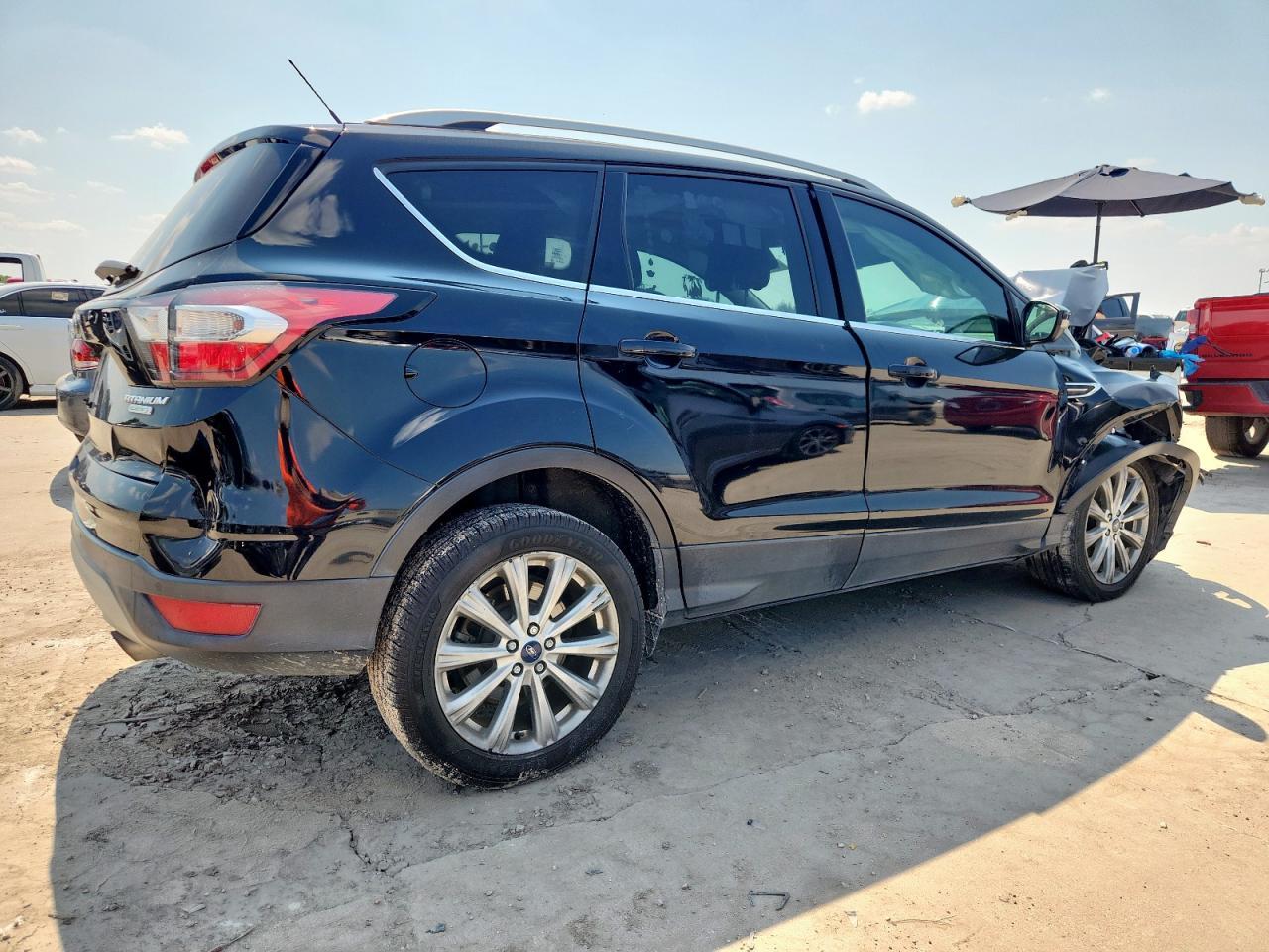 2017 Ford Escape Titanium - Фото 3