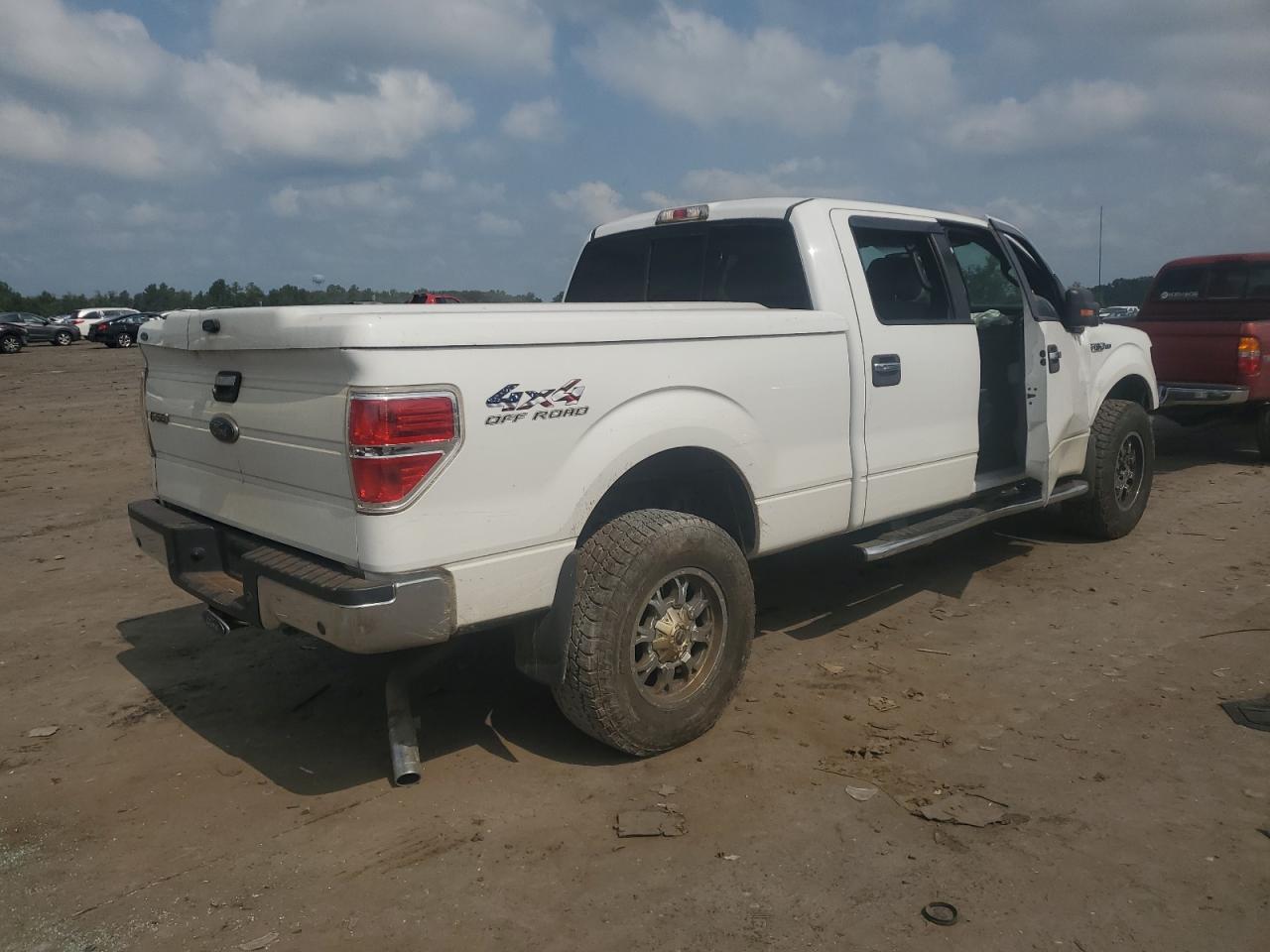 2012 Ford F150 Supercrew - Image 3