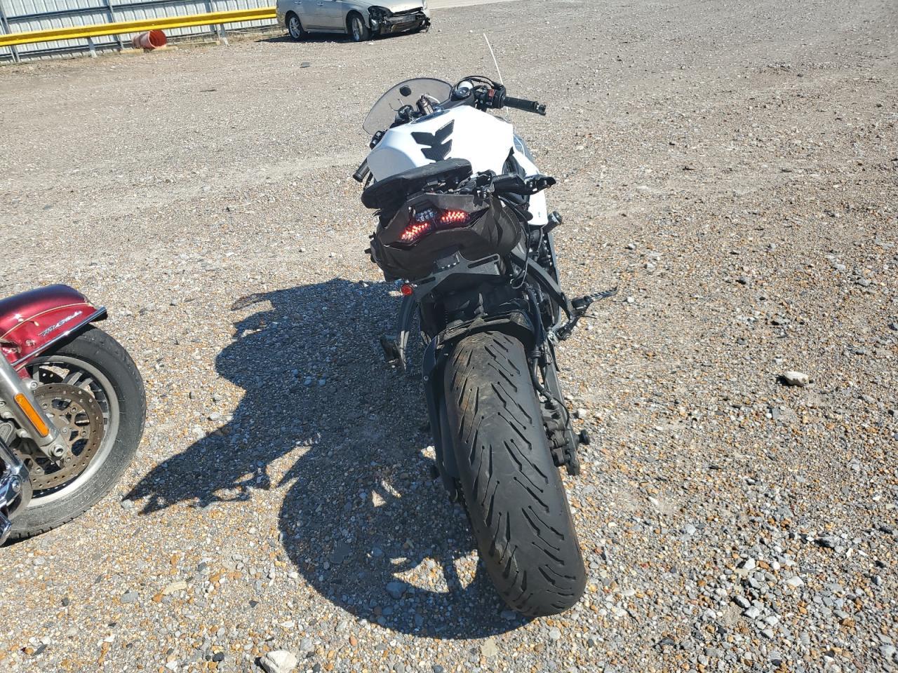 2021 Kawasaki Zx636 K - Image 4