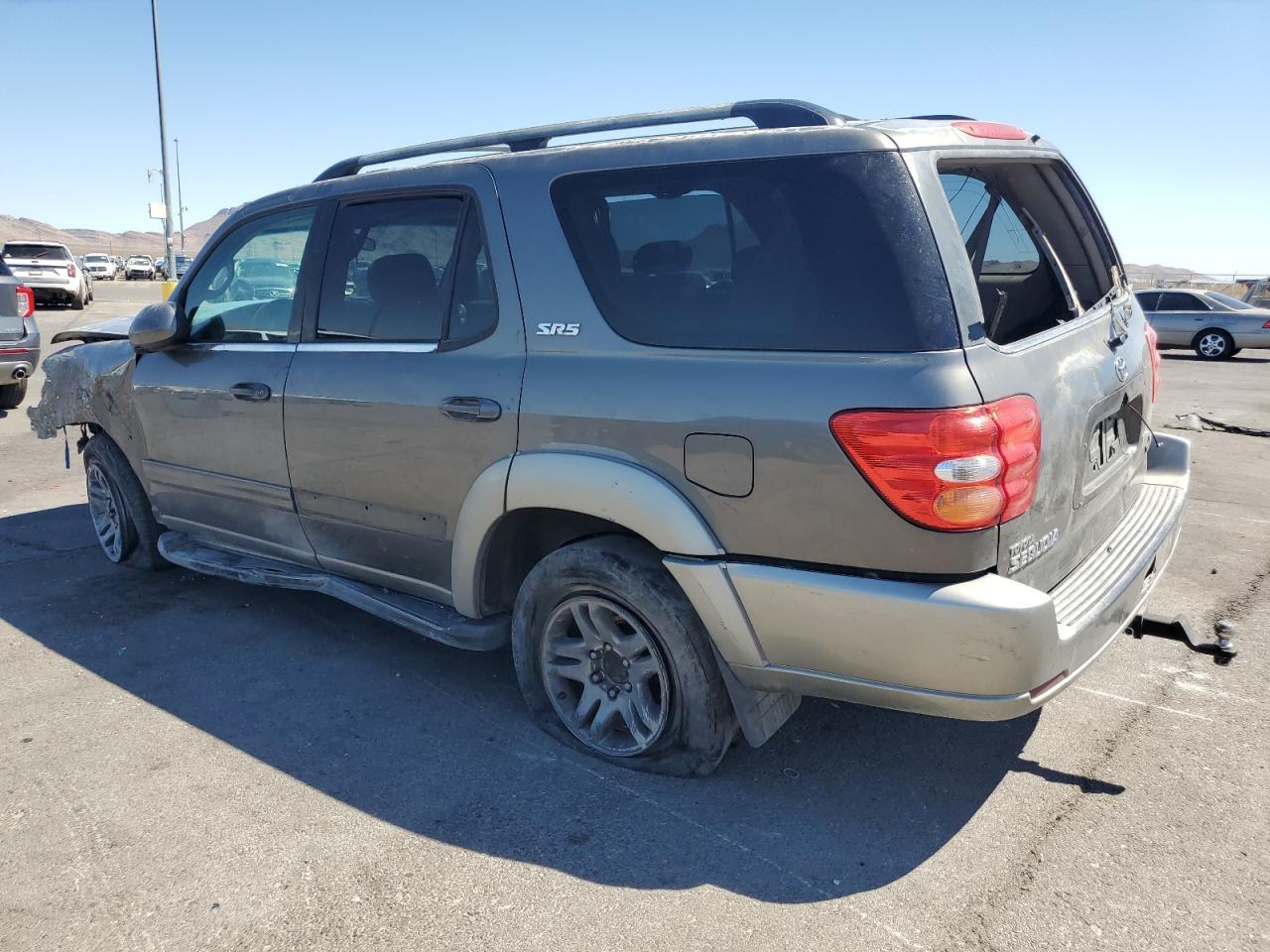 2003 Toyota Sequoia Sr5 - Фото 2