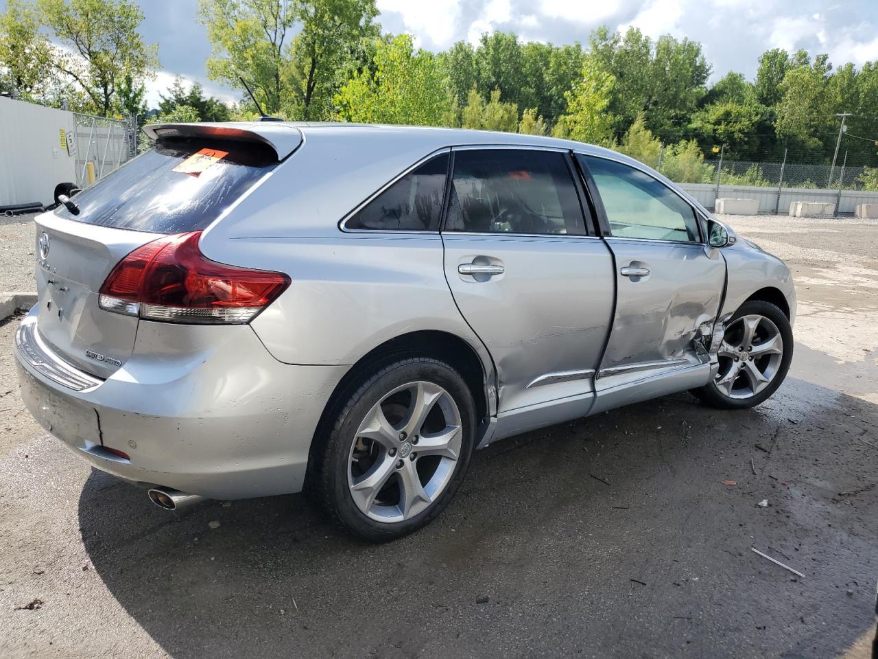 2015 Toyota Venza Le - Фото 3