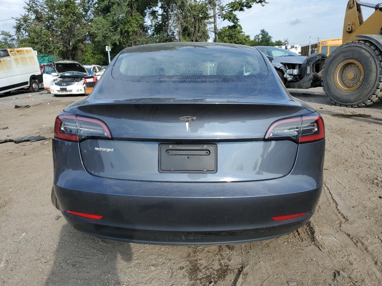 2023 Tesla Model 3 - Фото 6