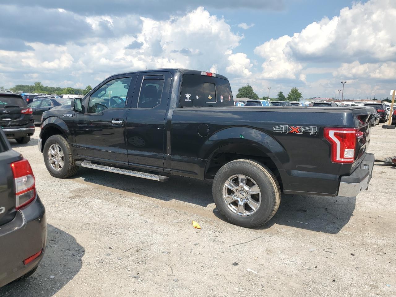 2015 Ford F150 Super Cab - Image 2
