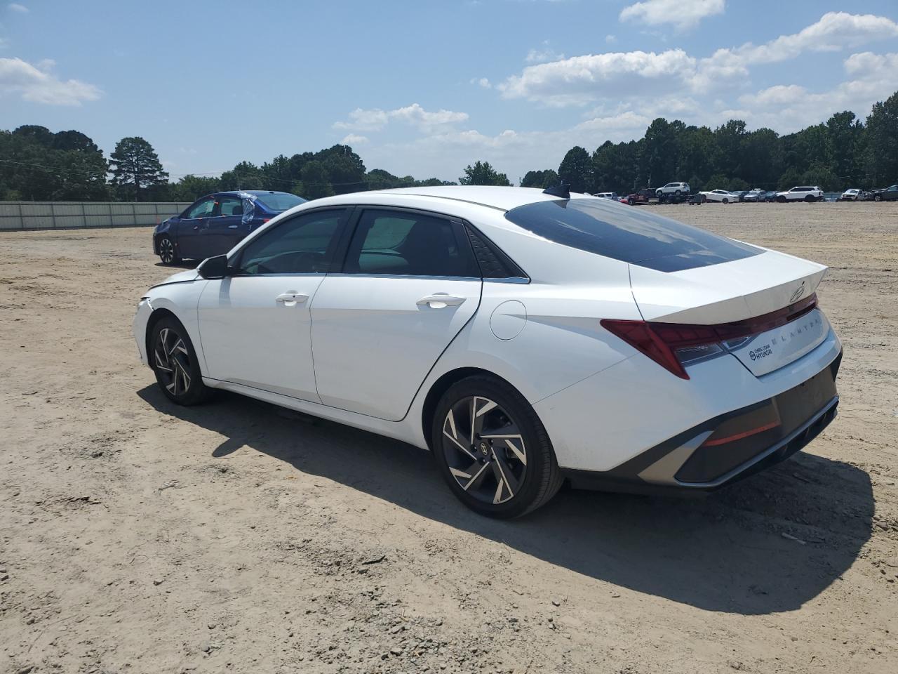 2025 Hyundai Elantra Sel - Фото 2