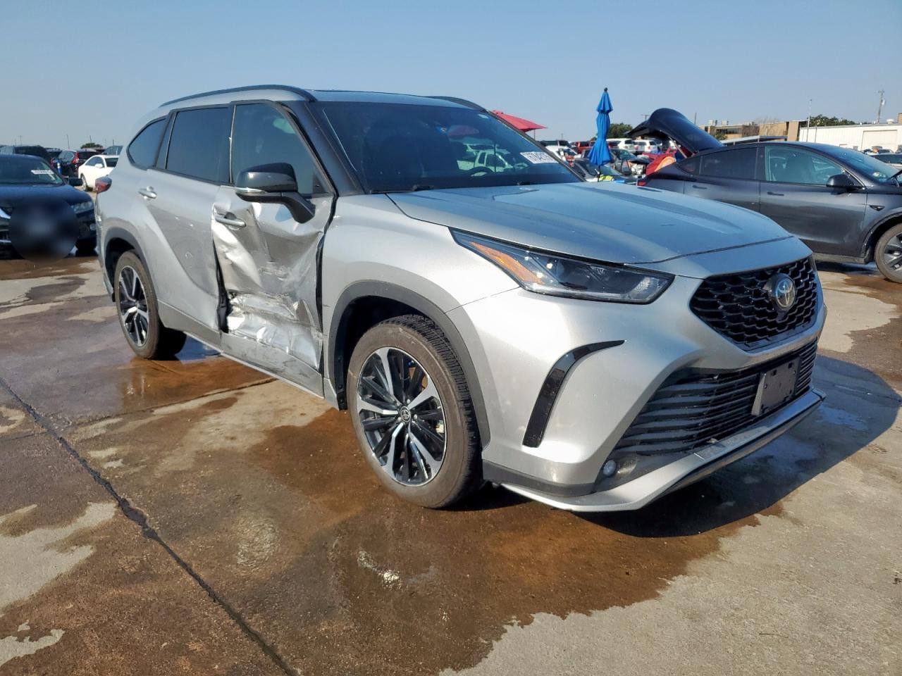 2021 Toyota Highlander Xse - Image 4