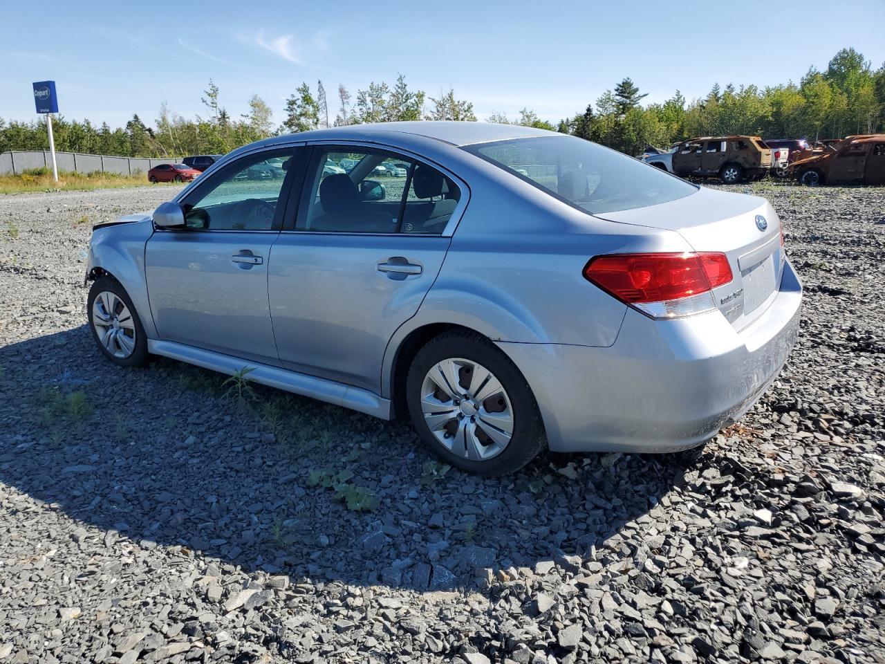 2013 Subaru Legacy 2.5I - Фото 2