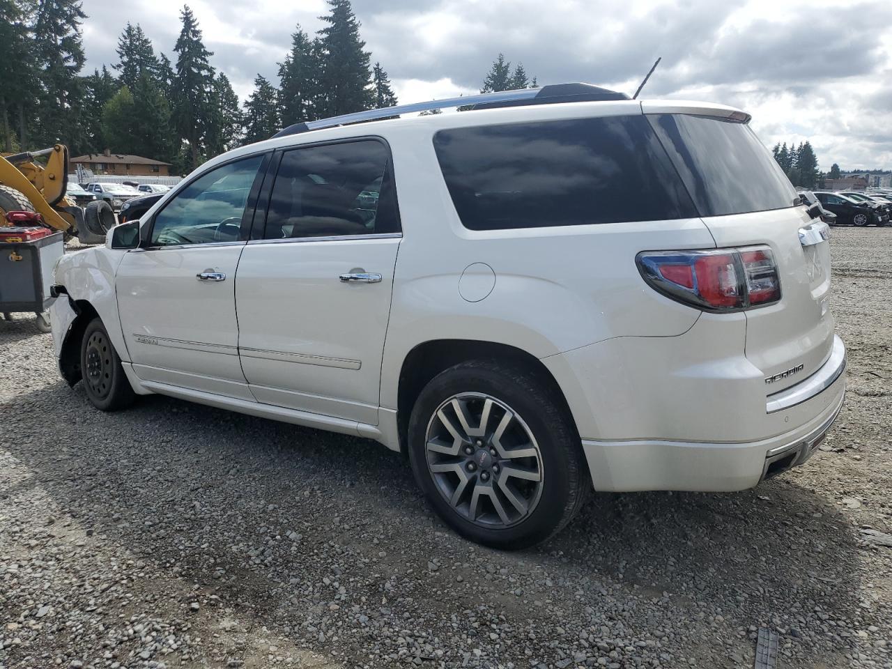 2013 GMC Acadia Denali - Фото 2