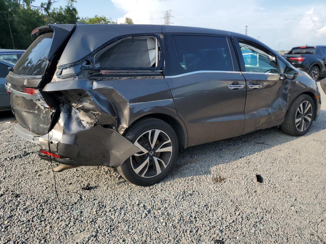 2018 Honda Odyssey Elite - Фото 3