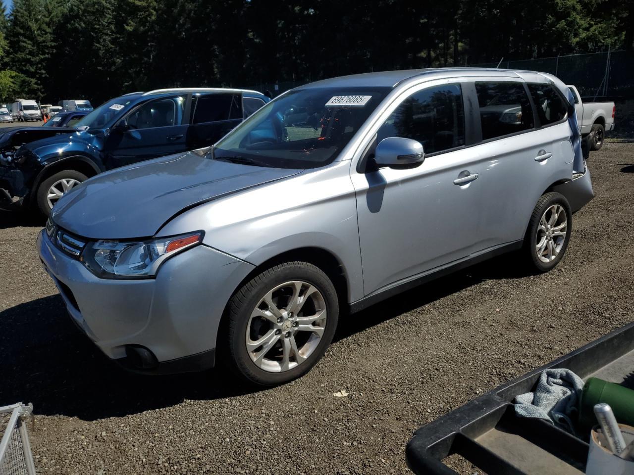 2014 Mitsubishi Outlander Se