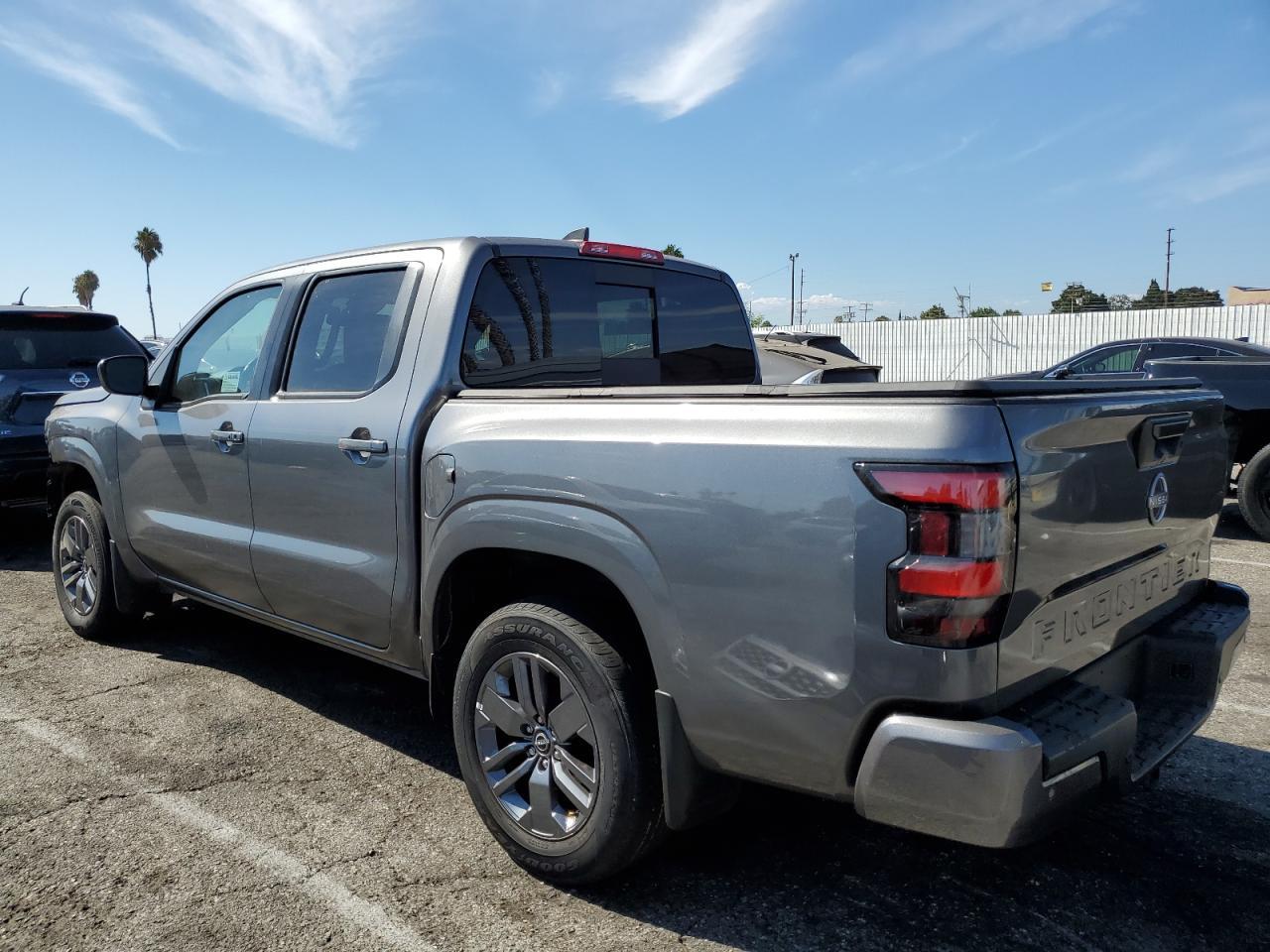 2025 Nissan Frontier S - Image 2
