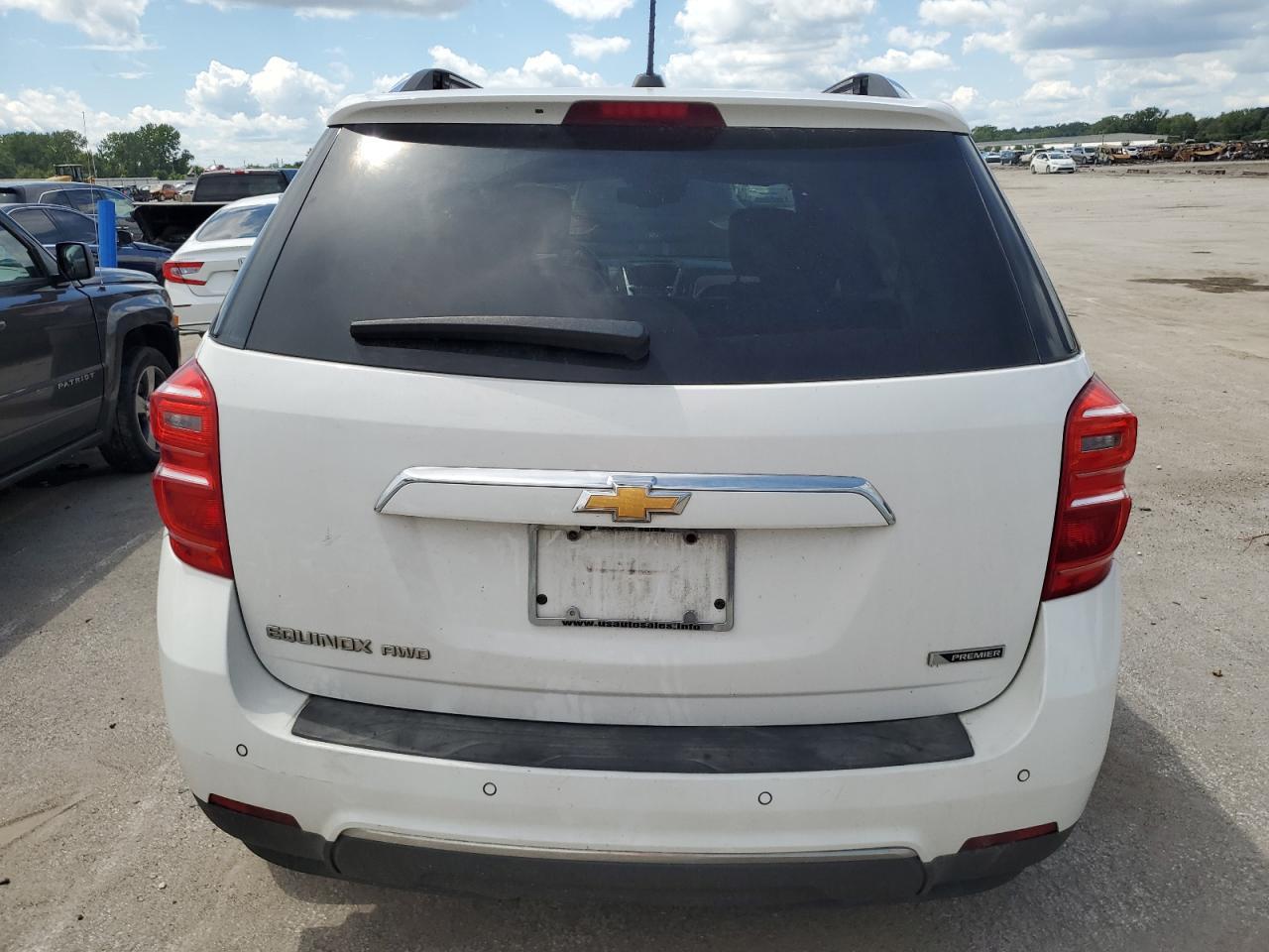 2017 Chevrolet Equinox Premier - Фото 6