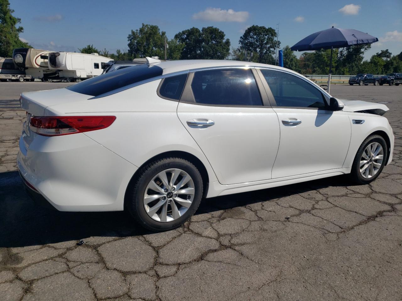 2018 Kia Optima Lx - Image 3