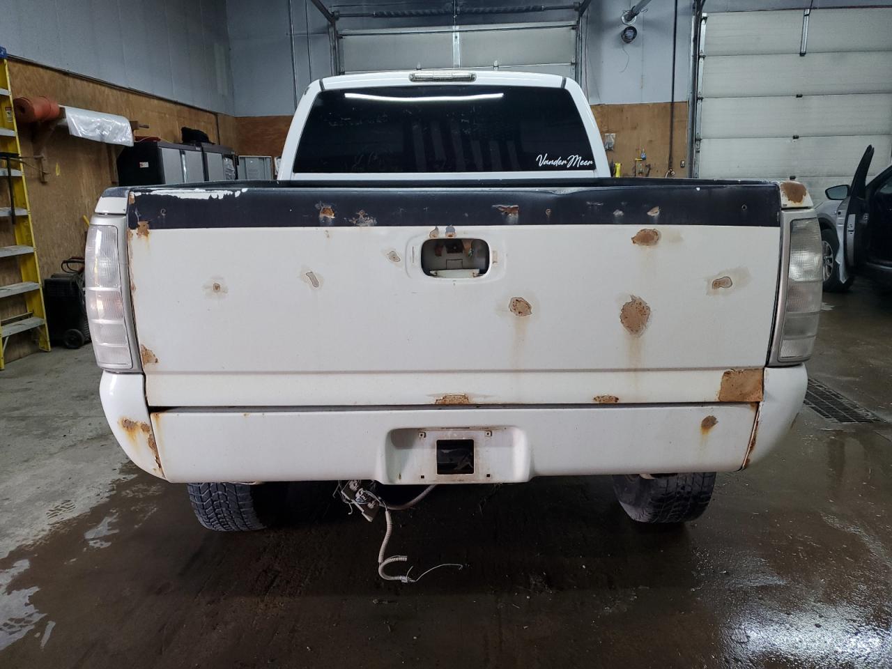 2004 Chevrolet Silverado K1500 - Фото 6