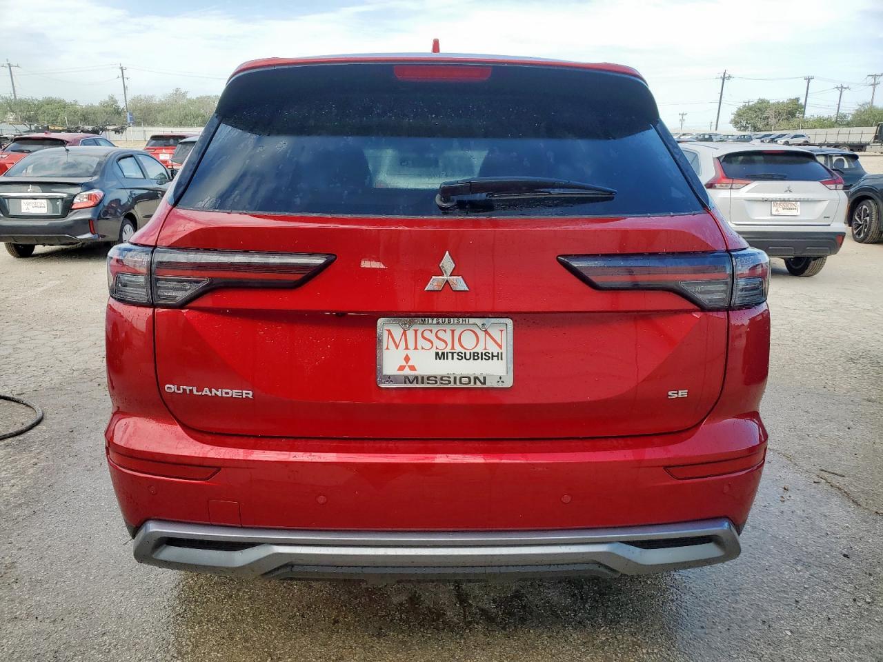 2025 Mitsubishi Outlander Se - Фото 6