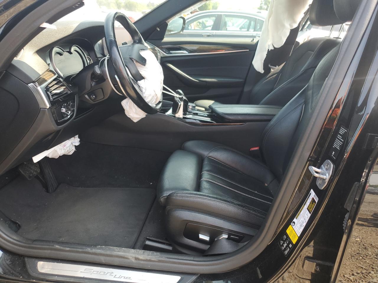 2019 BMW 530 Xi - Image 7