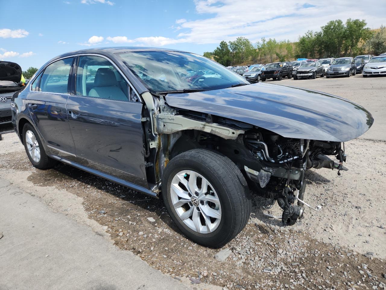 2017 Volkswagen Passat S - Фото 4