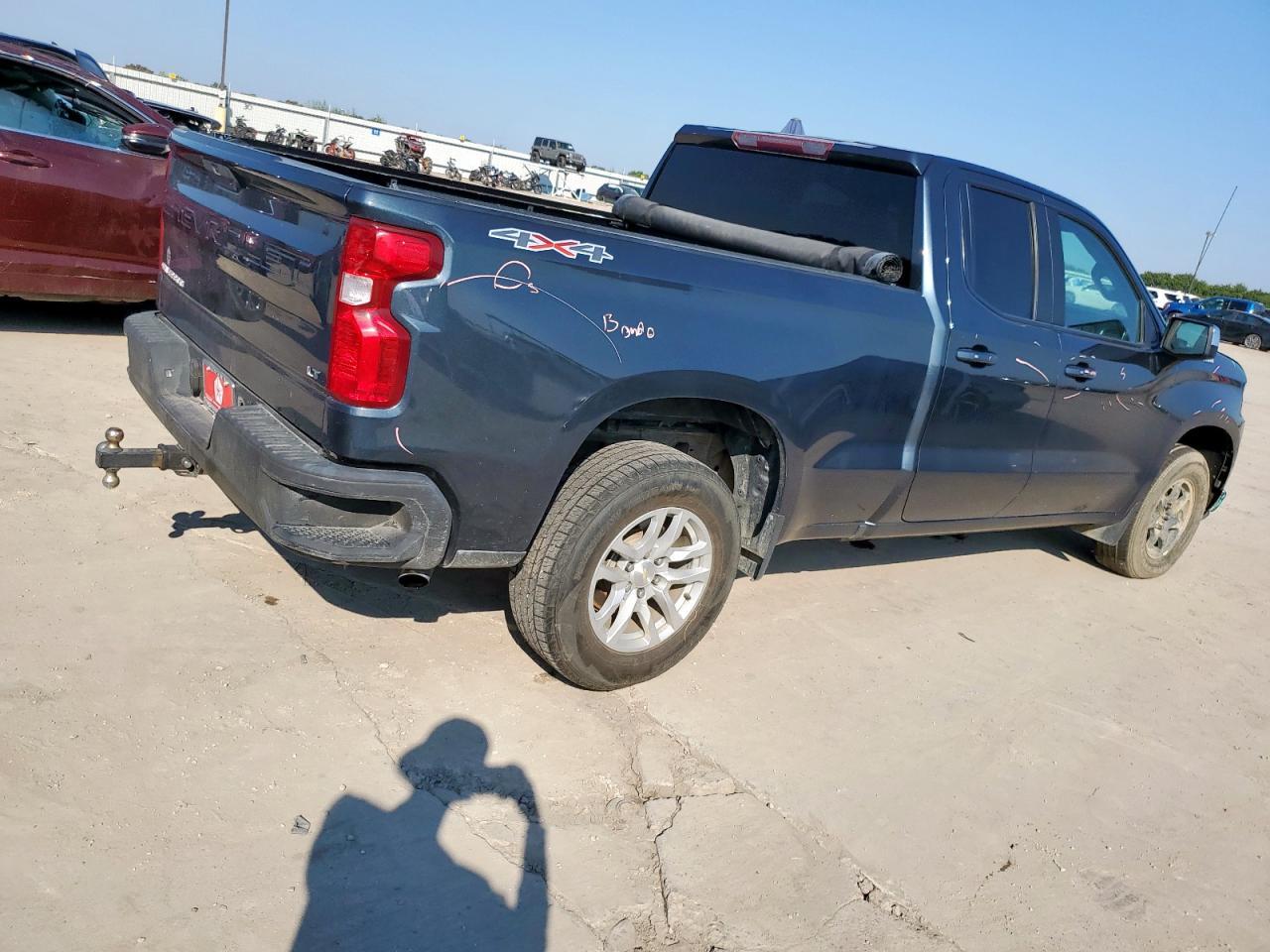 2019 Chevrolet Silverado K1500 Lt - Фото 3