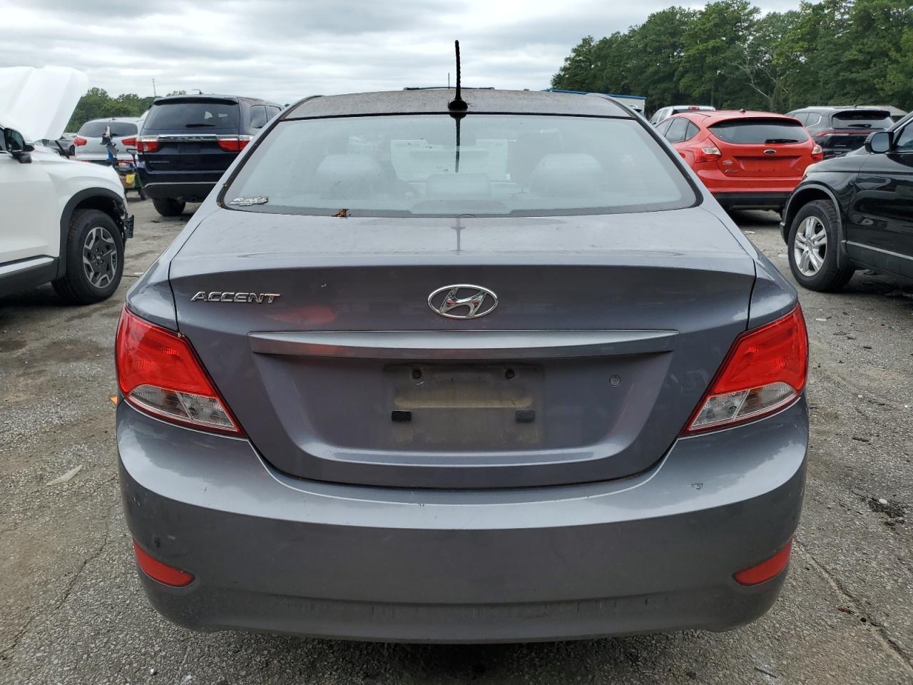 2016 Hyundai Accent Se - Фото 6