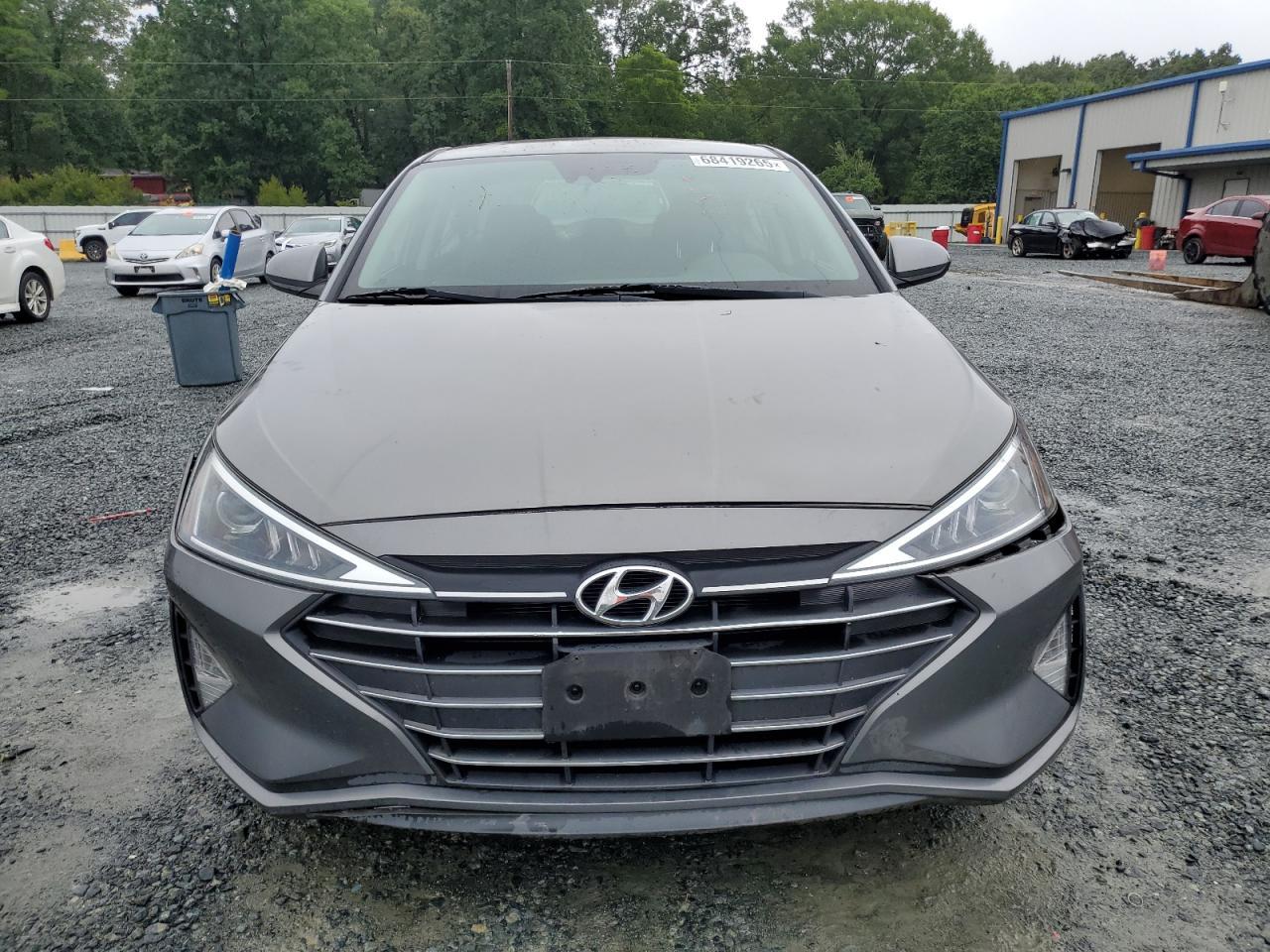 2020 Hyundai Elantra Sel - Фото 5