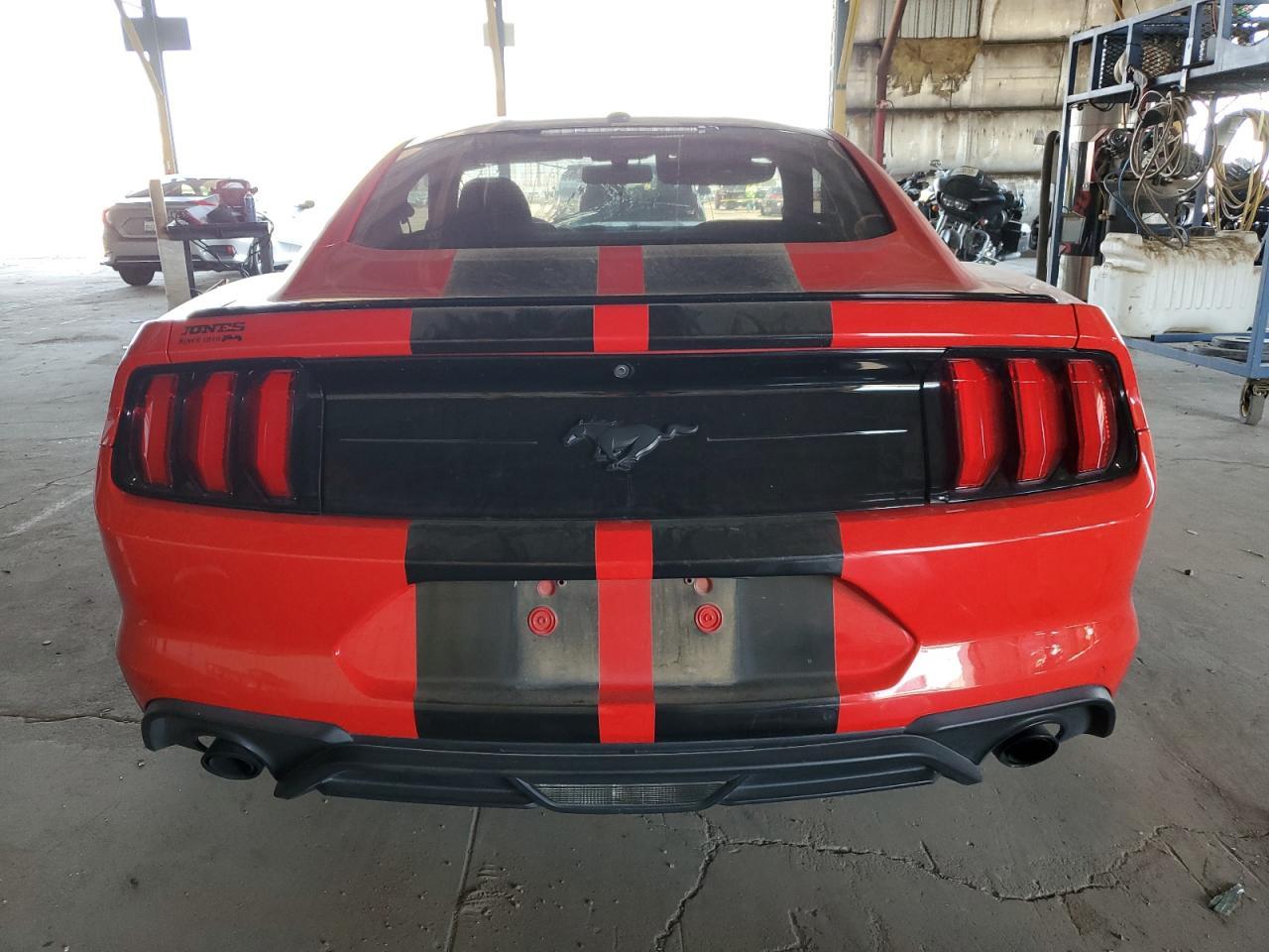 2019 Ford Mustang - Фото 6