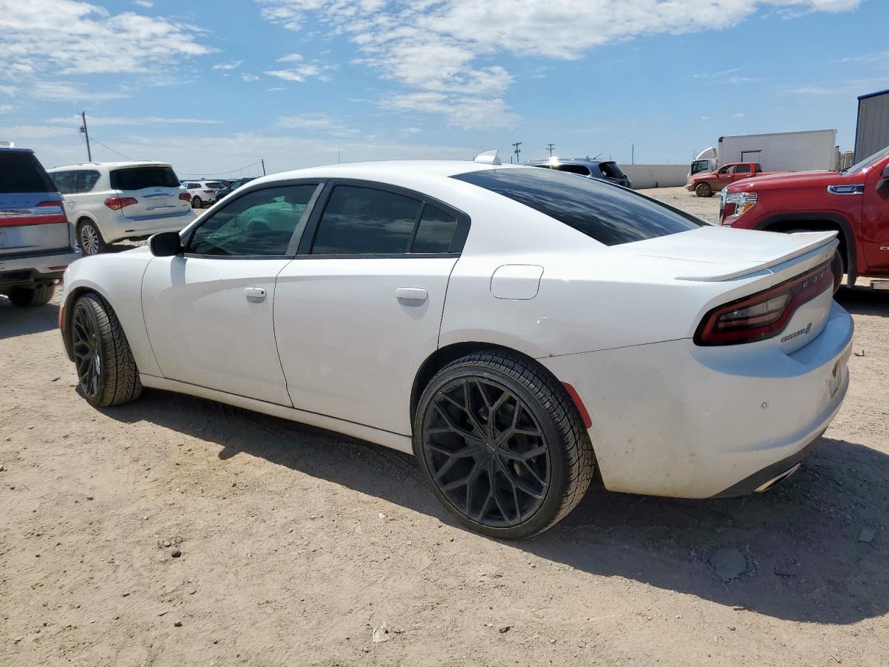 2019 Dodge Charger Sxt - Image 2