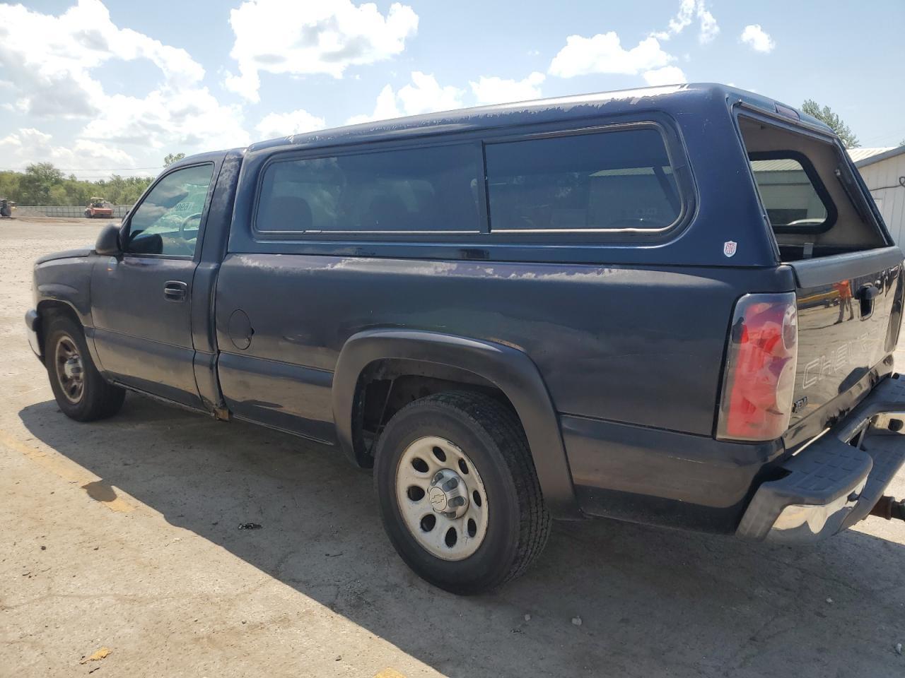 2006 Chevrolet Silverado C1500 - Image 2