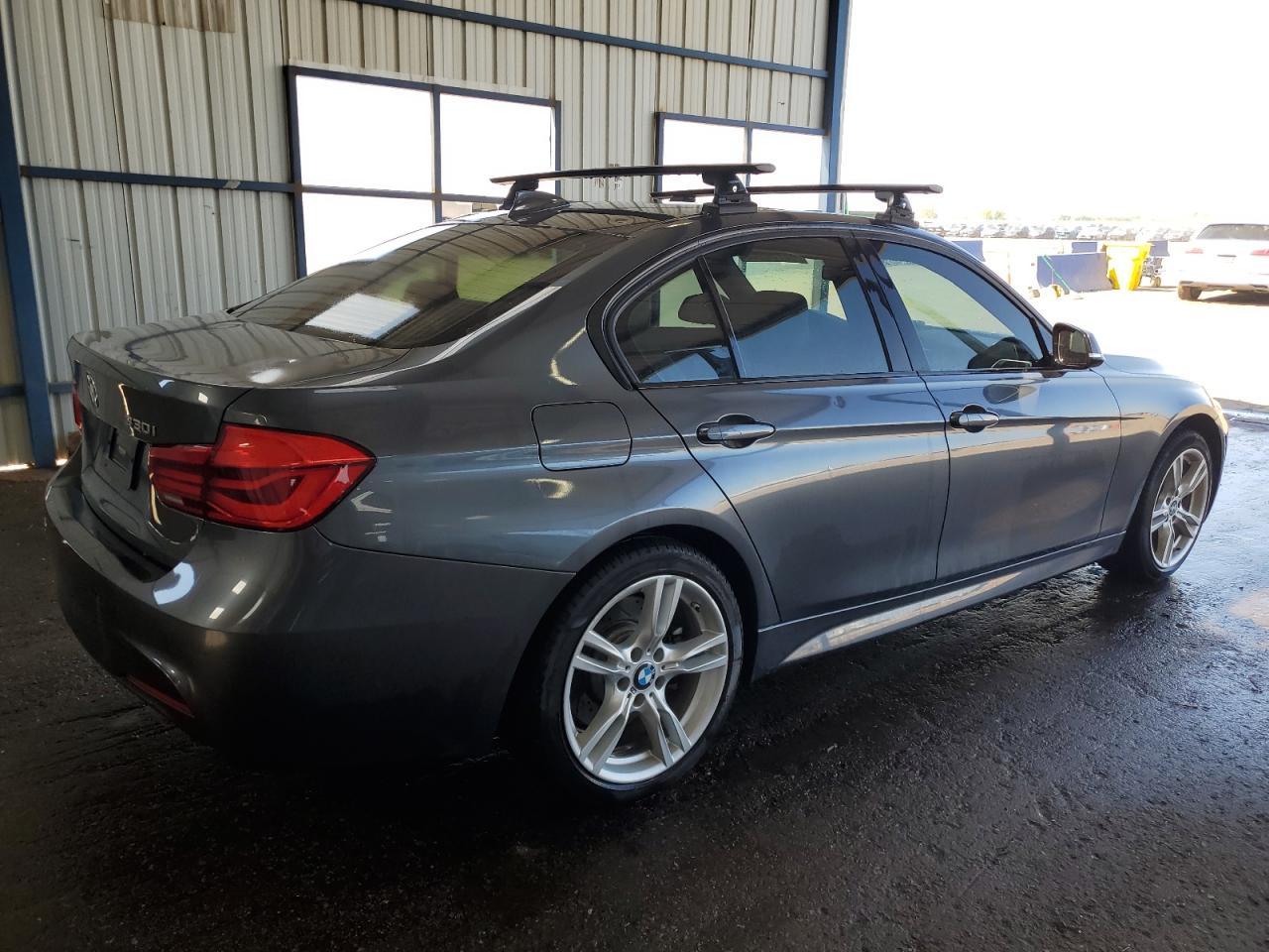 2017 BMW 330 Xi - Image 3