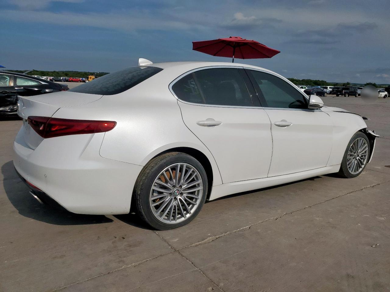 2017 Alfa Romeo Giulia Ti - Фото 3