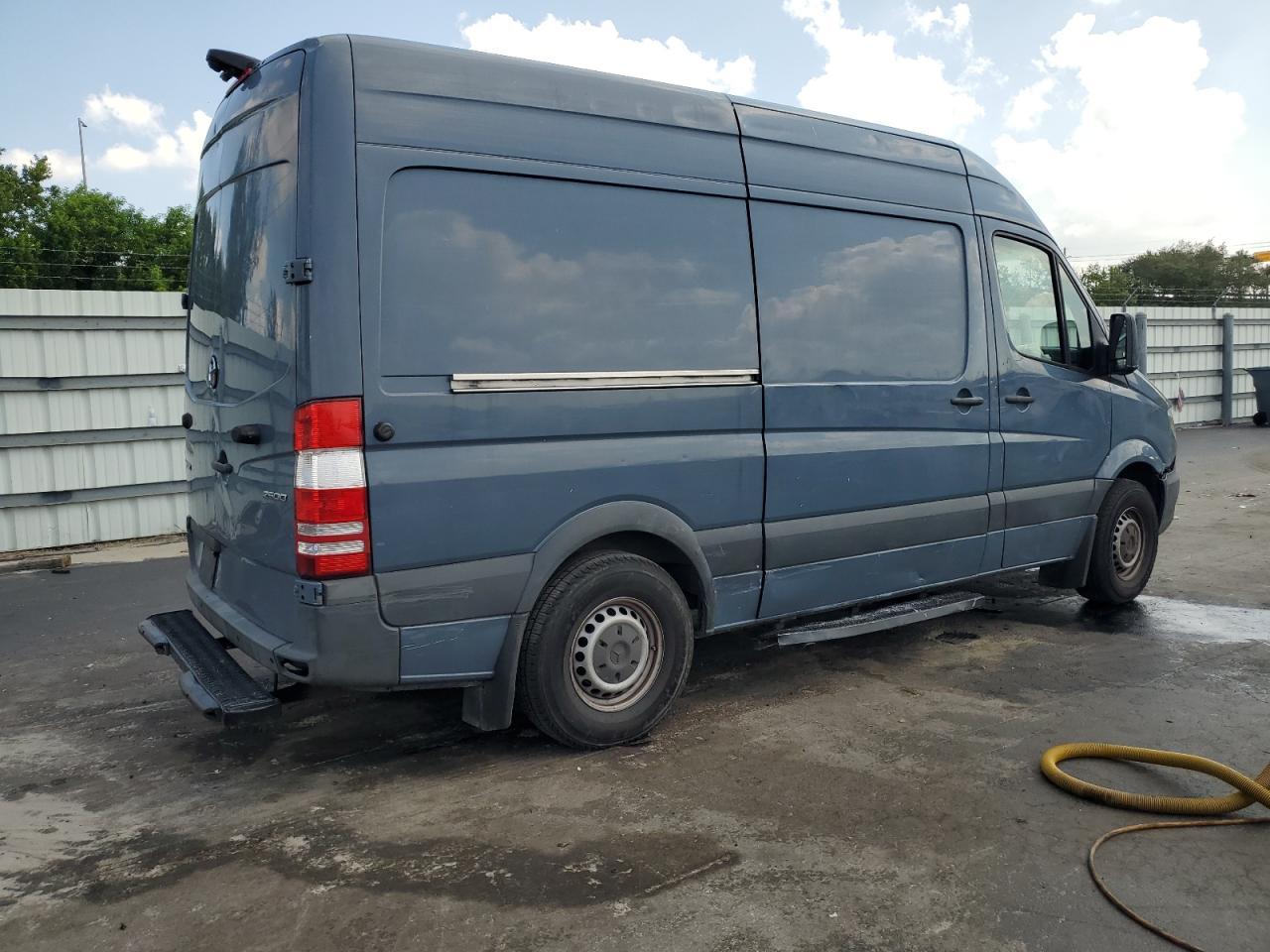 2018 Mercedes-Benz Sprinter 2500 - Image 3
