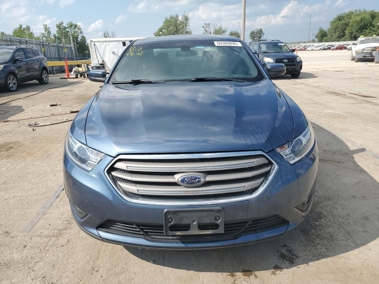2019 Ford Taurus Sel - Фото 5