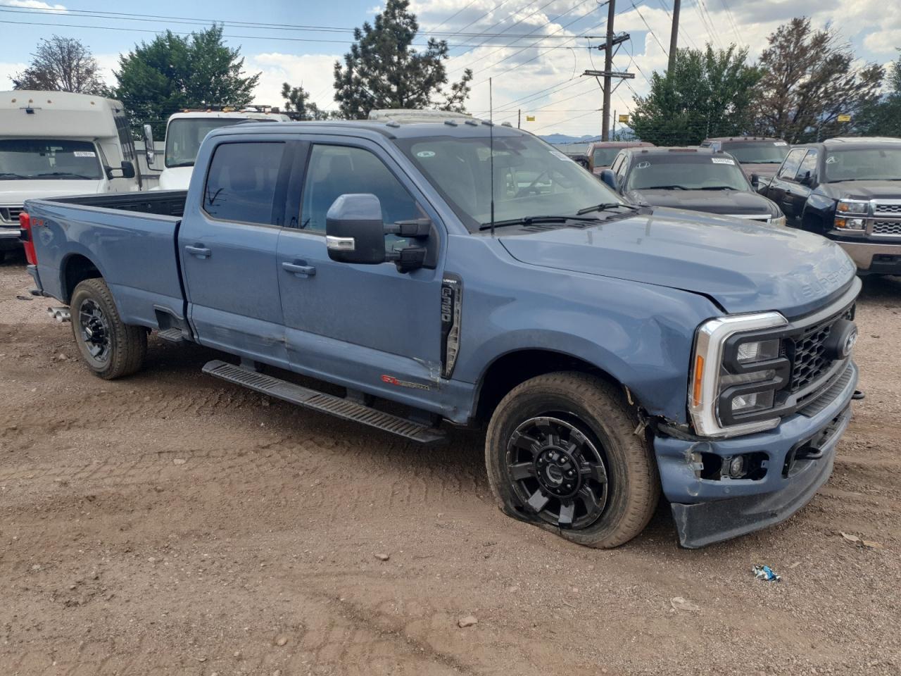 2023 Ford F350 Super Duty - Фото 4