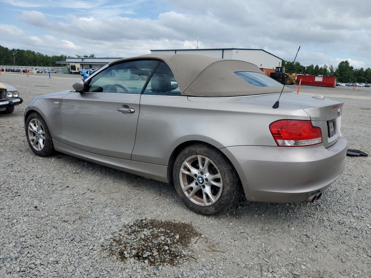 2009 BMW 128 I - Фото 2