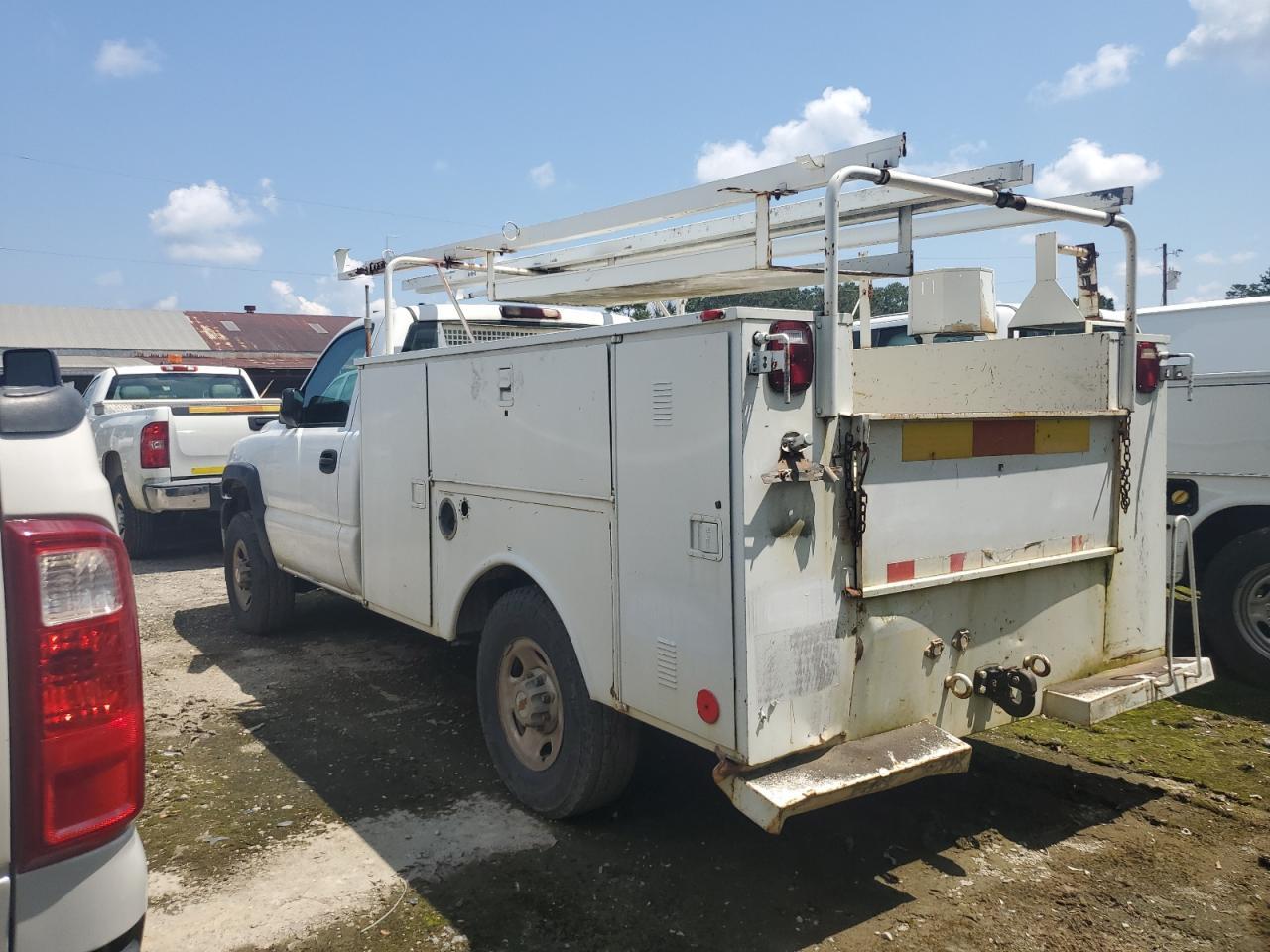 2001 Chevrolet Silverado C2500 Heavy Duty - Фото 2