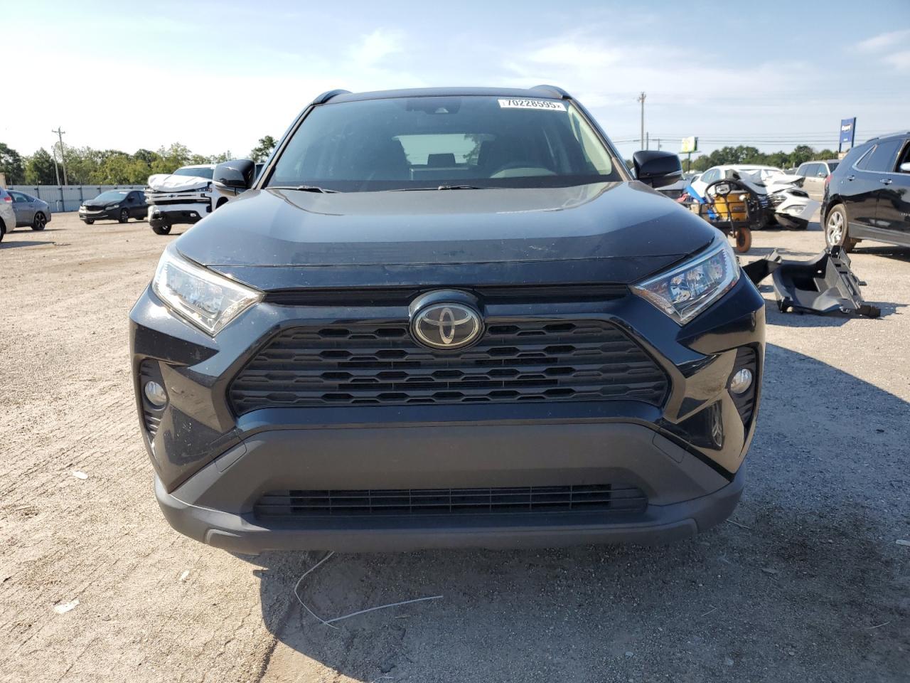 2020 Toyota Rav4 Xle Premium - Image 5