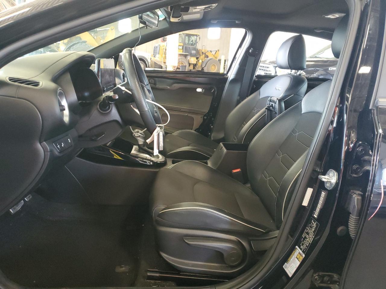 2022 Kia Forte Gt Line - Image 7