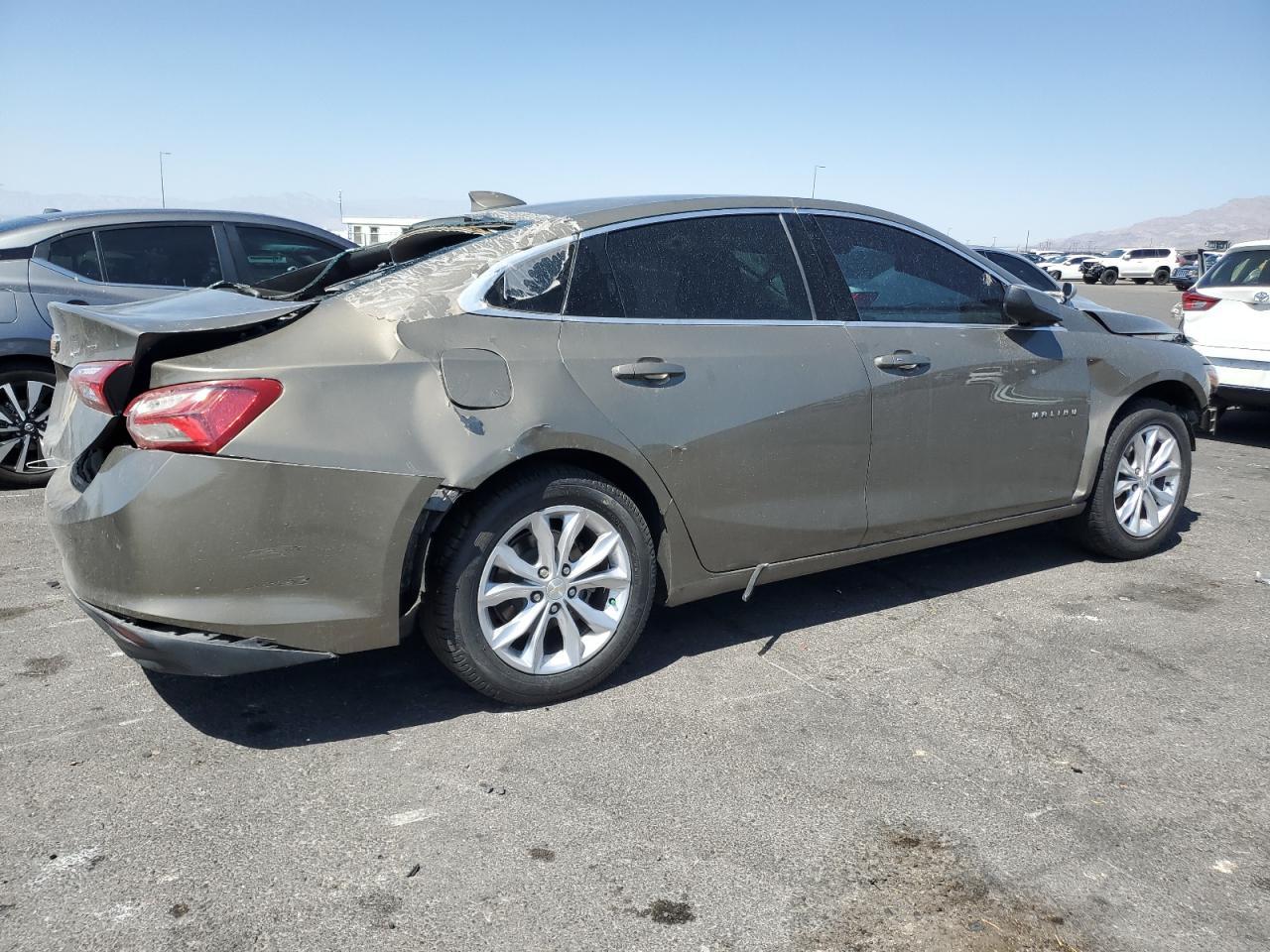 2020 Chevrolet Malibu Lt - Фото 3