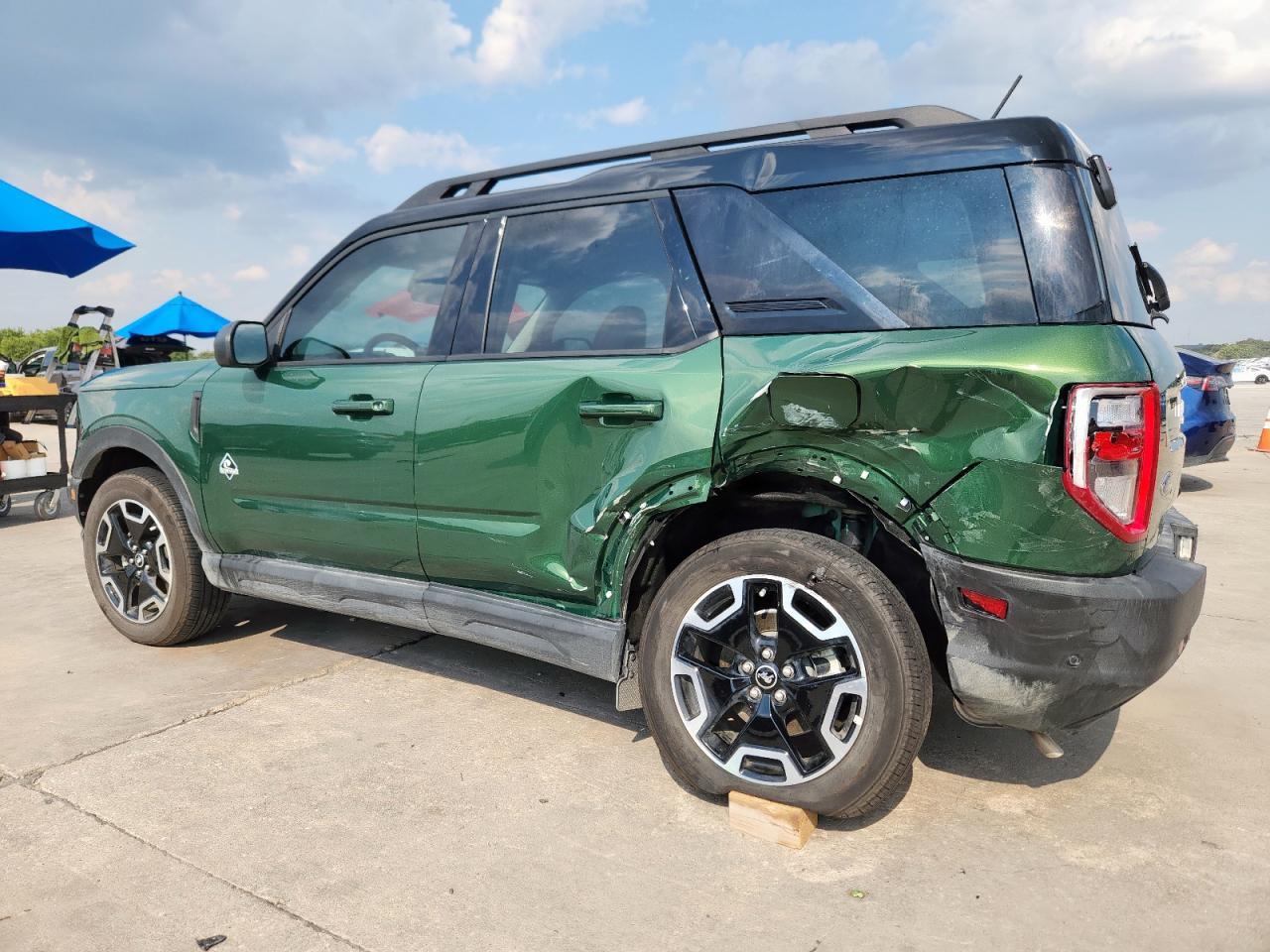 2024 Ford Bronco Sport Outer Banks - Фото 2