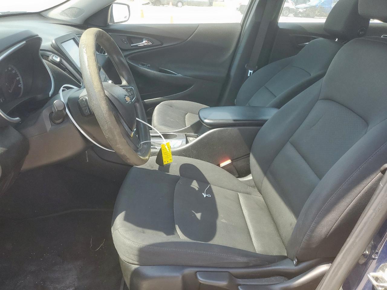 2017 Chevrolet Malibu Ls - Фото 7