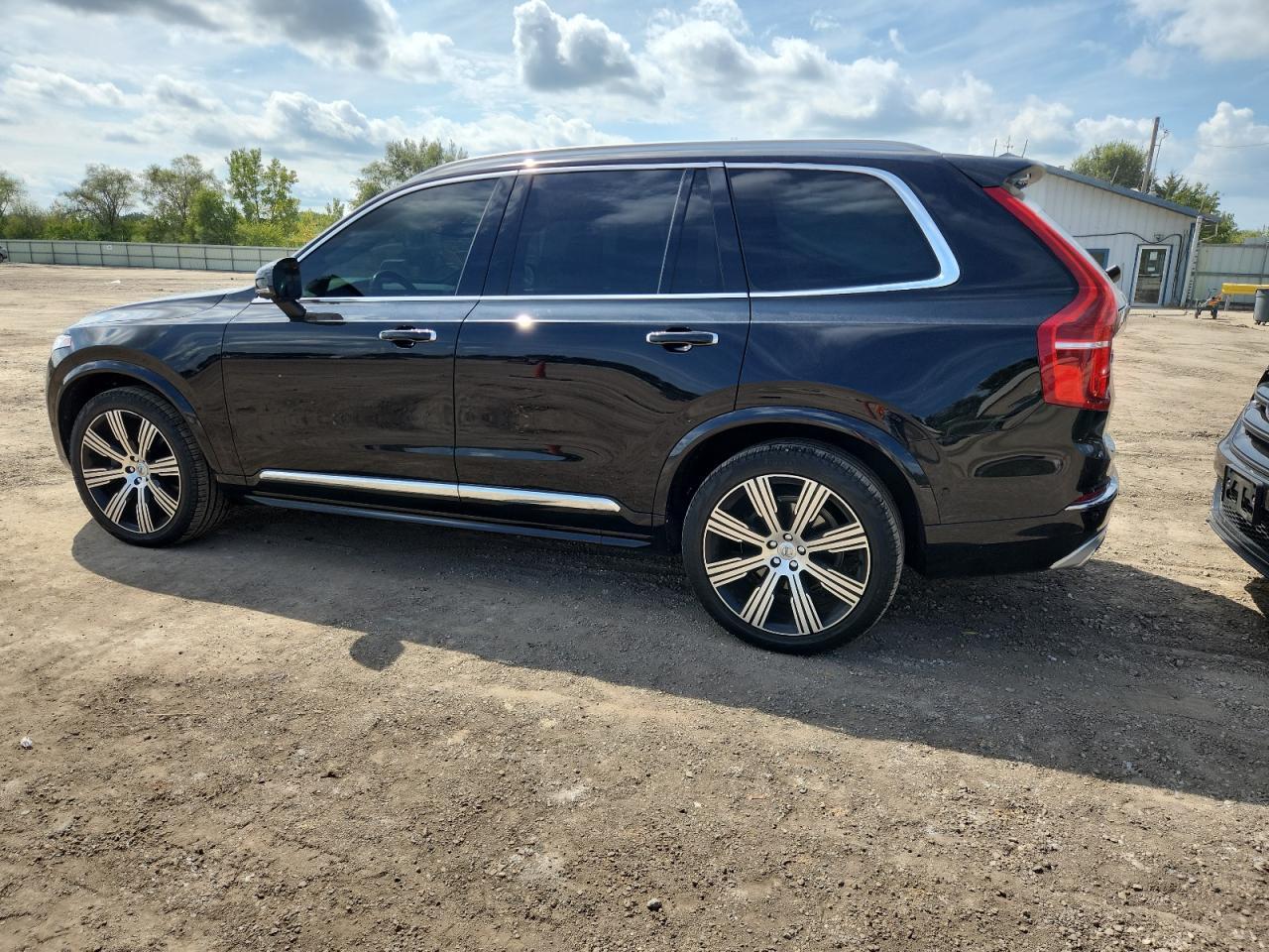 2021 Volvo Xc90 T6 Inscription - Image 2